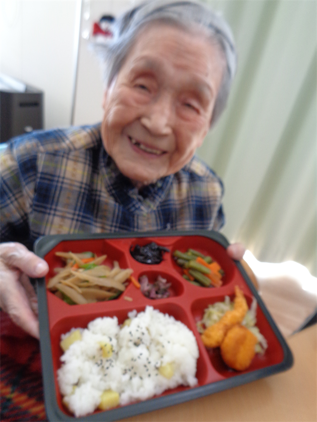 お楽しみ弁当