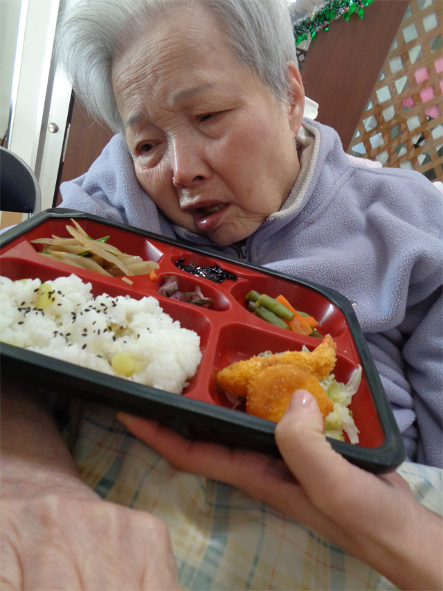 お楽しみ弁当