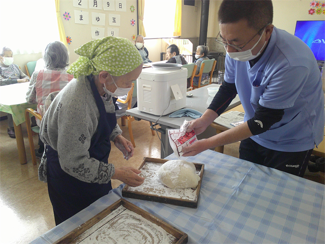 繭玉作り